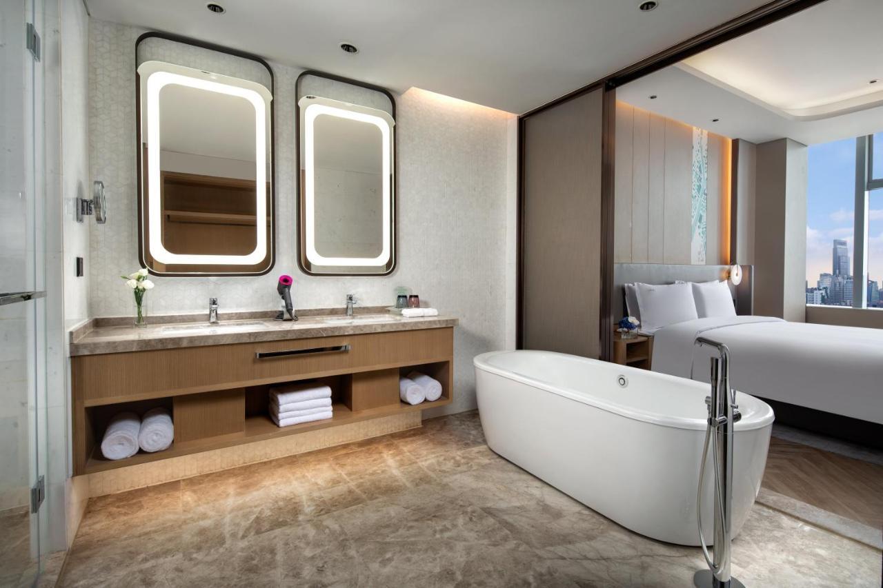 Holiday Inn Wuxi Central Station By Ihg Eksteriør billede